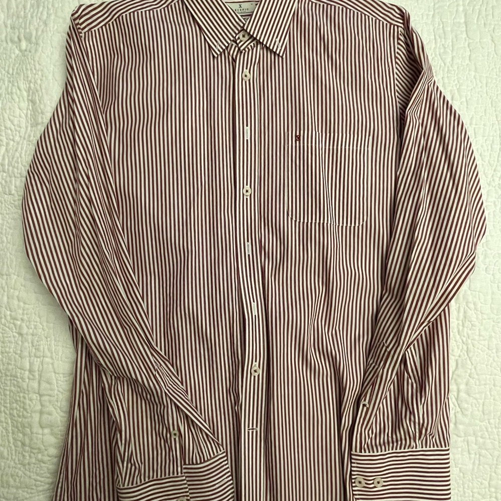 Assorted Men's Shirts Collection - Picture 7 of 10